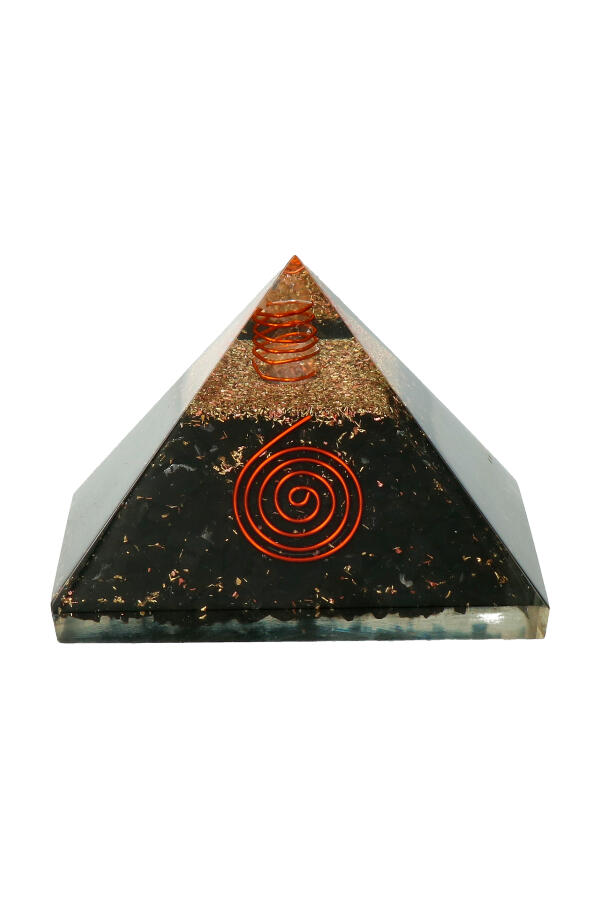 Shungiet orgoniet piramide, 7.2 cm
