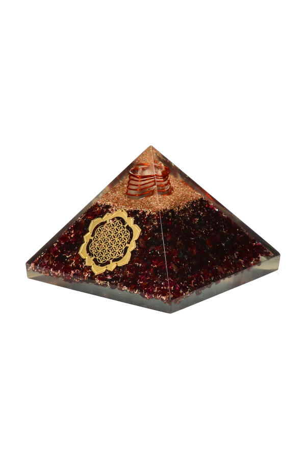 Granaat Orgoniet piramide, 7.5 cm