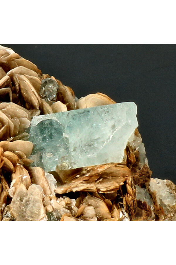 Aquamarijn op Muscoviet specimen ruw, 7.5 cm, 391 gram, Skardu, Pakistan 3 Aquamarijn op Muscoviet specimen ruw, 7.5 cm, 391 gram, Skardu, Pakistan - Afbeelding 3