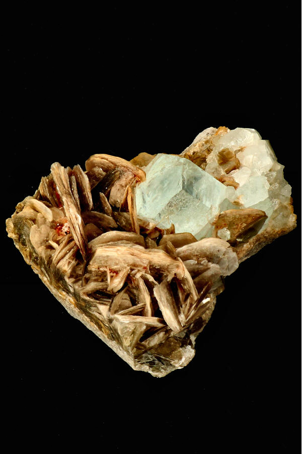 Aquamarijn op Muscoviet specimen ruw, 6 cm, 134 gram, Skardu, Pakistan 3 Aquamarijn op Muscoviet specimen ruw, 6 cm, 134 gram, Skardu, Pakistan - Afbeelding 3