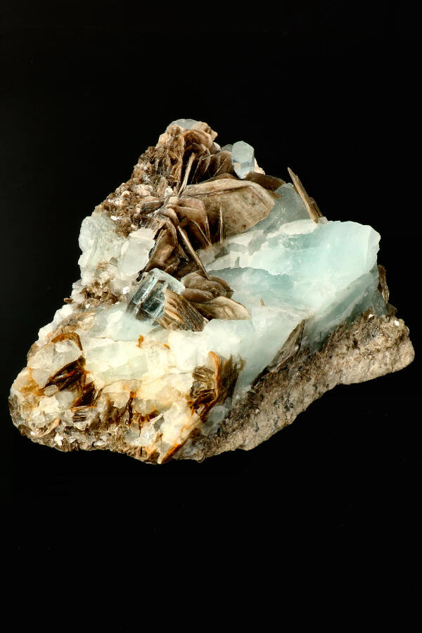 Aquamarijn op Muscoviet specimen ruw, 8.5 cm, 332 gram, Skardu, Pakistan